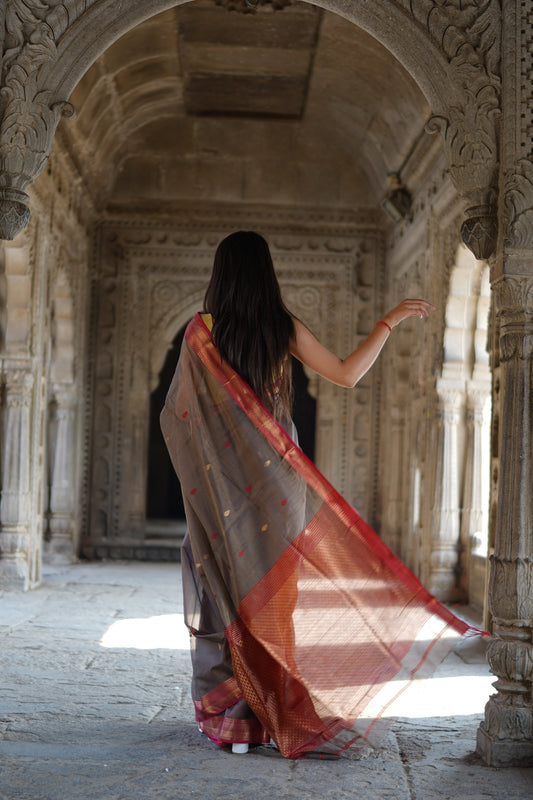 Grey and Orange Maheshwari Silk Cotton Handloom Saree