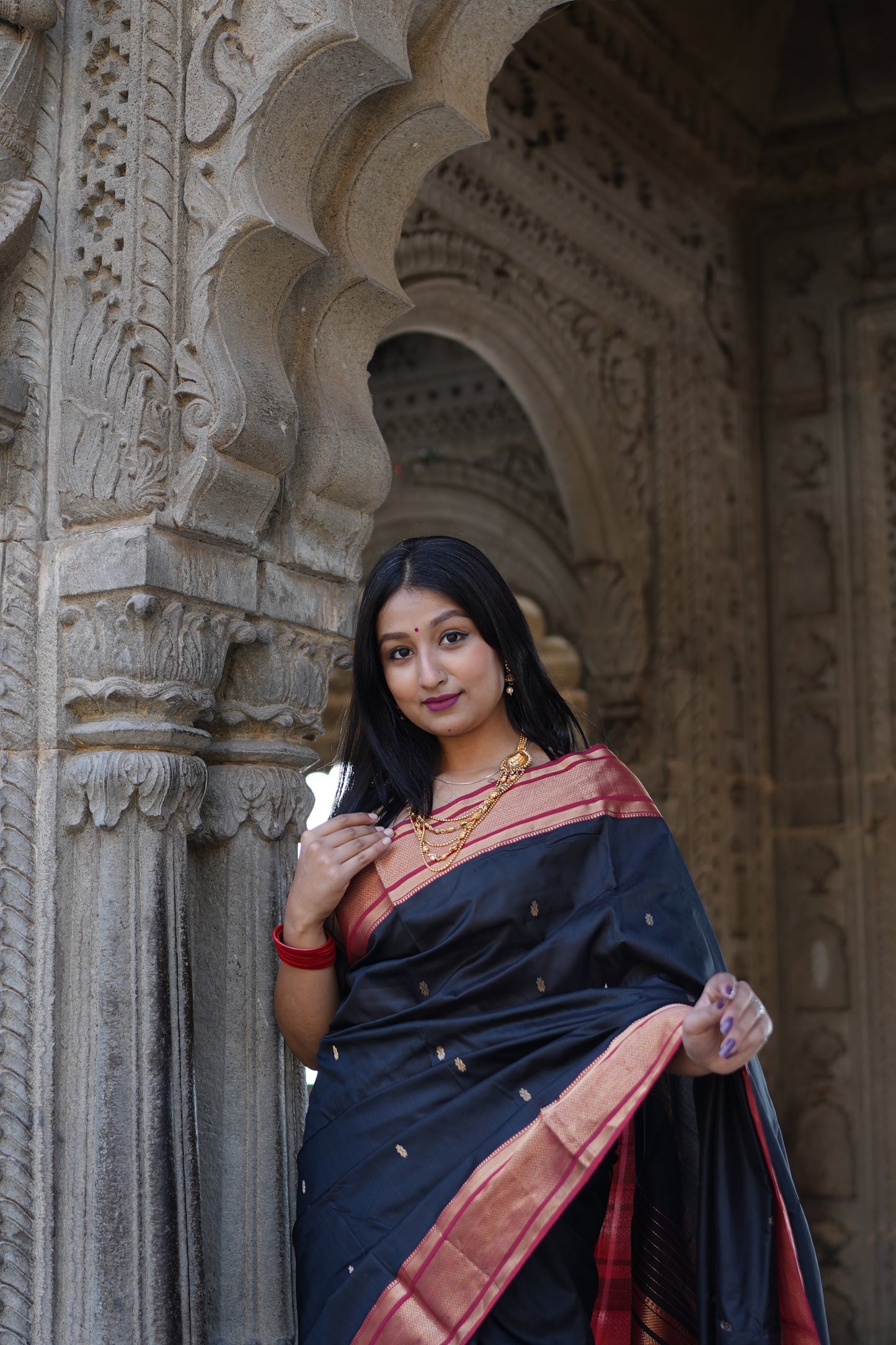 Black Maheshwari Silk Cotton Handloom Saree