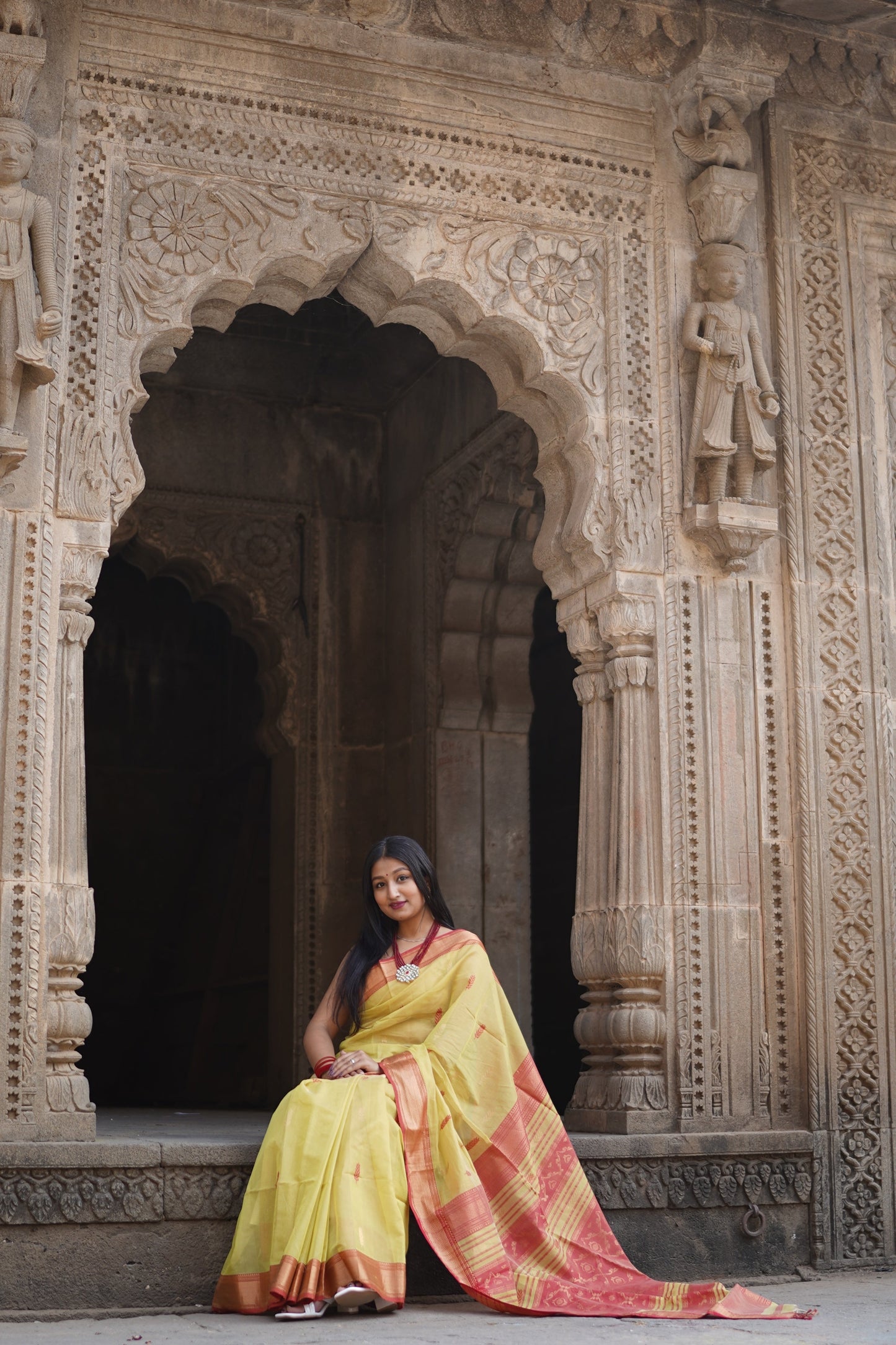 Yellow and Orange Maheshwari Silk Cotton Handloom Saree