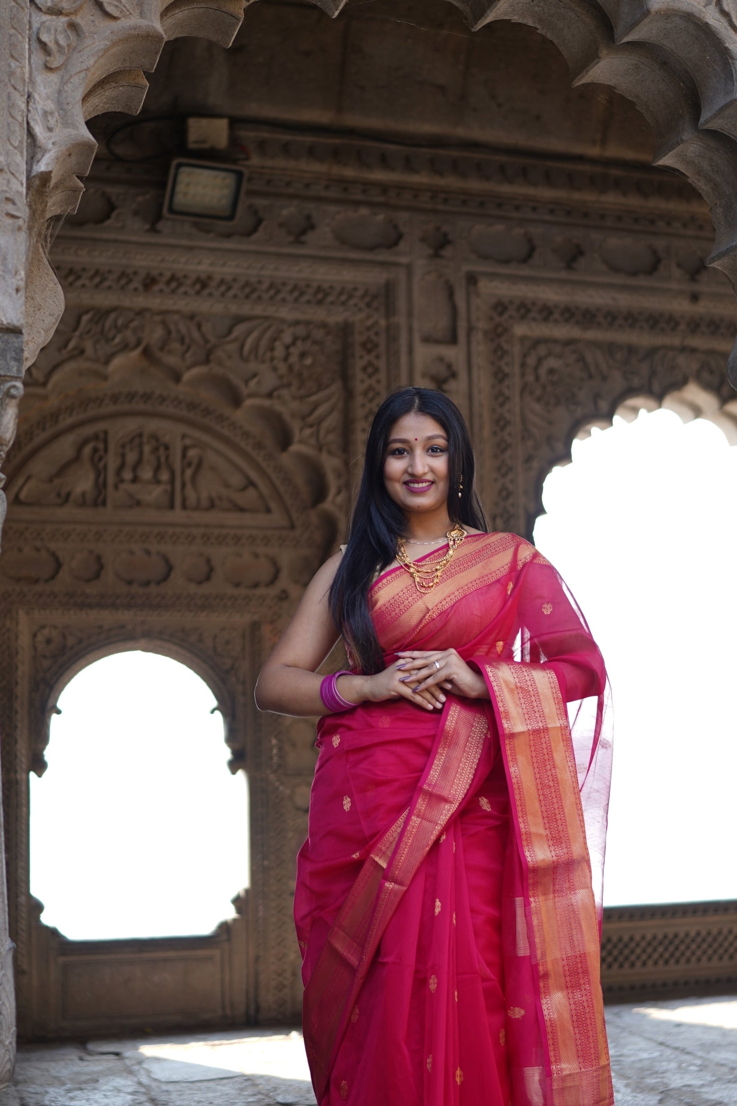 Red and Pink Maheshwari Silk Cotton Handloom Saree