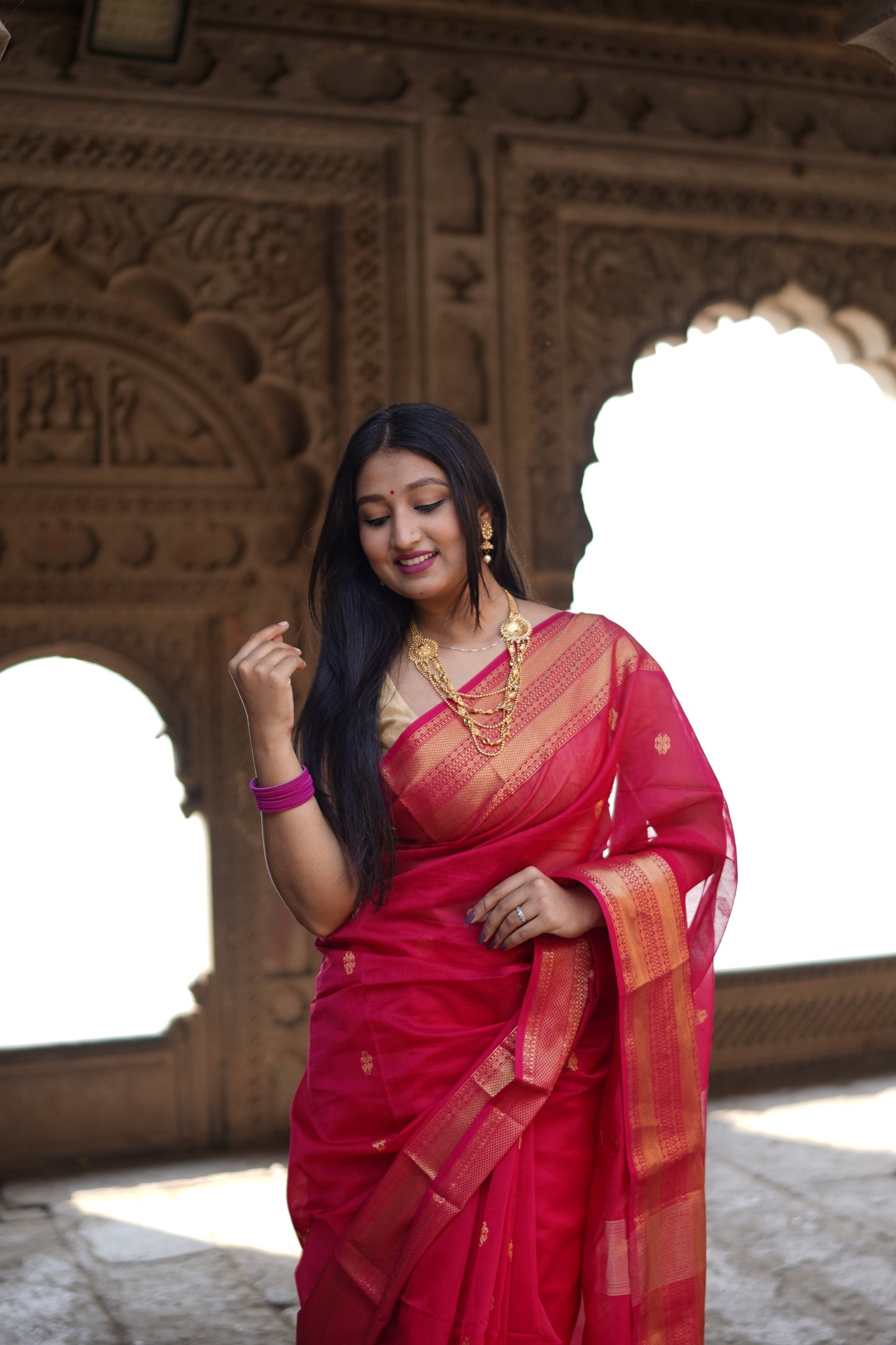 Red and Pink Maheshwari Silk Cotton Handloom Saree