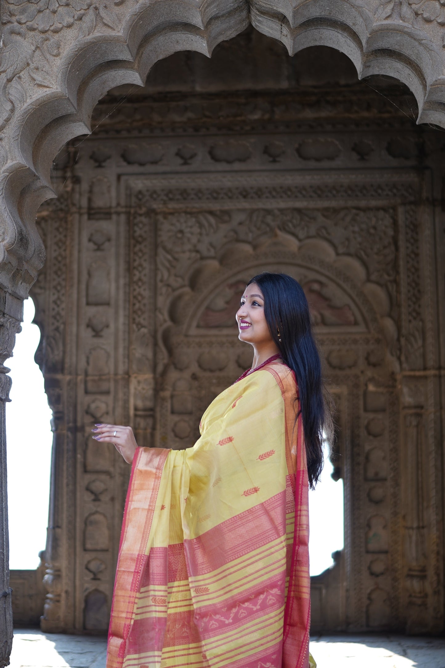 Yellow and Orange Maheshwari Silk Cotton Handloom Saree